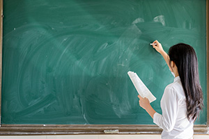 北京东方红学校正规吗